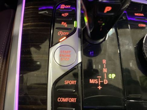 Used 2020 BMW X7 xDrive50i image 21