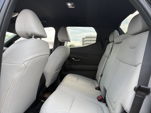 Used 2026 Hyundai Santa Cruz SEL AWD/4WD image 18