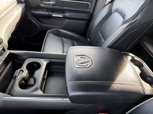 Used 2024 RAM 1500 Laramie image 31