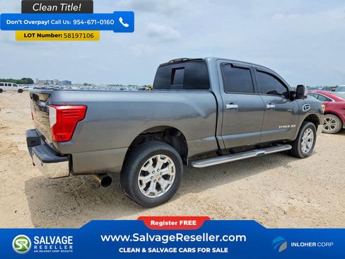 Used 2016 Nissan Titan SL AWD/4WD image 4