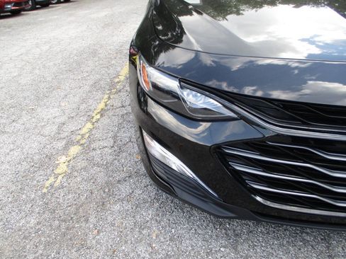Used 2023 Chevrolet Malibu LS FWD image 26