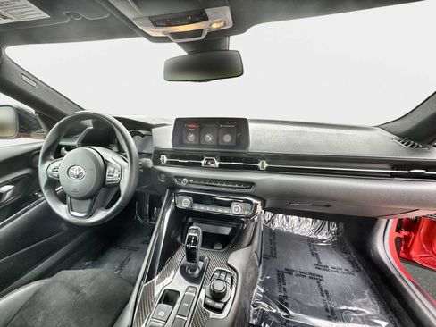 Used 2021 Toyota Supra RWD image 18