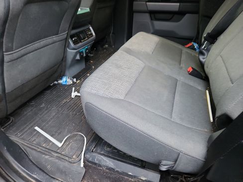 Certified 2022 Ford F150 XLT w/ Equipment Group 302A High image 9