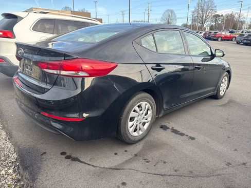 Used 2018 Hyundai Elantra SE w/ Cargo Package image 7