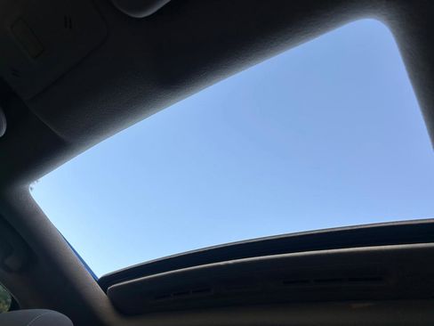 Used 2016 Chevrolet Sonic LT w/ Fun and Sun Package image 14