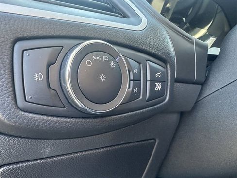 Certified 2022 Ford Edge SEL w/ Convenience Package image 30