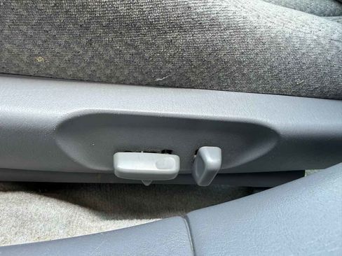 Used 2001 Toyota Camry LE FWD image 21