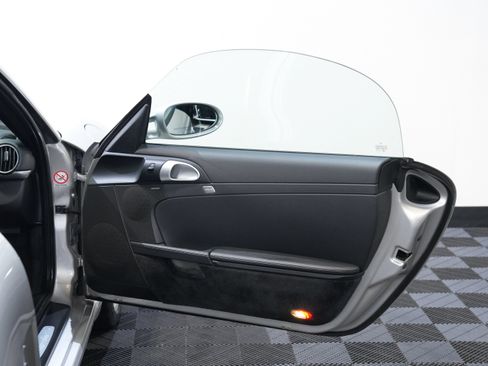 Used 2008 Porsche Boxster S RWD image 25