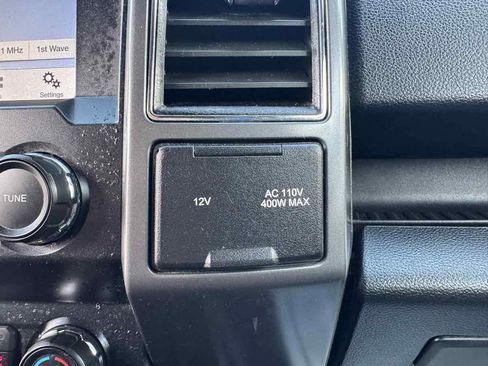 Used 2019 Ford F150 XLT w/ Equipment Group 302A Luxury AWD/4WD image 19