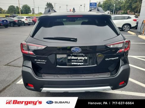 New 2025 Subaru Outback Limited image 3