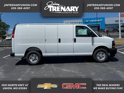 New 2026 Chevrolet Express 2500 w/ Driver Convenience Package