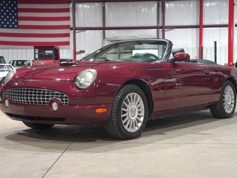 Used 2004 Ford Thunderbird Deluxe image 1