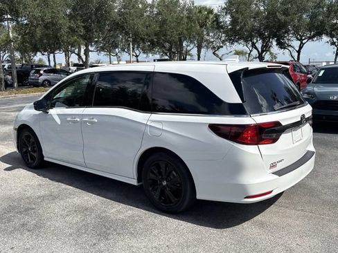 Certified 2024 Honda Odyssey Sport image 6