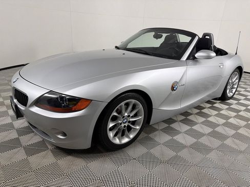 Used 2003 BMW Z4 2.5i image 9