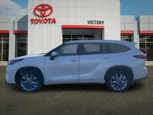 Used 2020 Toyota Highlander Limited AWD/4WD image 6