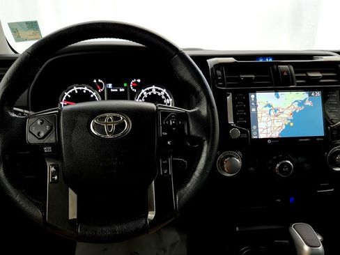 Certified 2023 Toyota 4Runner TRD Off-Road Premium AWD/4WD image 34