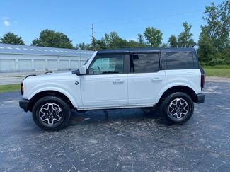Used 2025 Ford Bronco Outer Banks AWD/4WD video 3