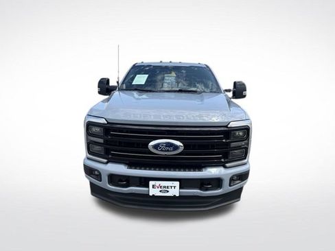 Certified 2025 Ford F250 Platinum AWD/4WD image 2