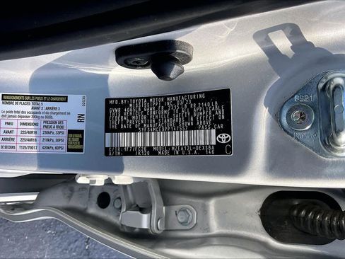 Used 2023 Toyota Corolla SE image 35