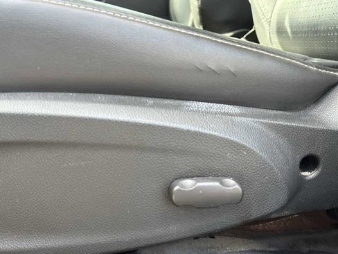 Used 2020 Chevrolet Sonic Premier image 18