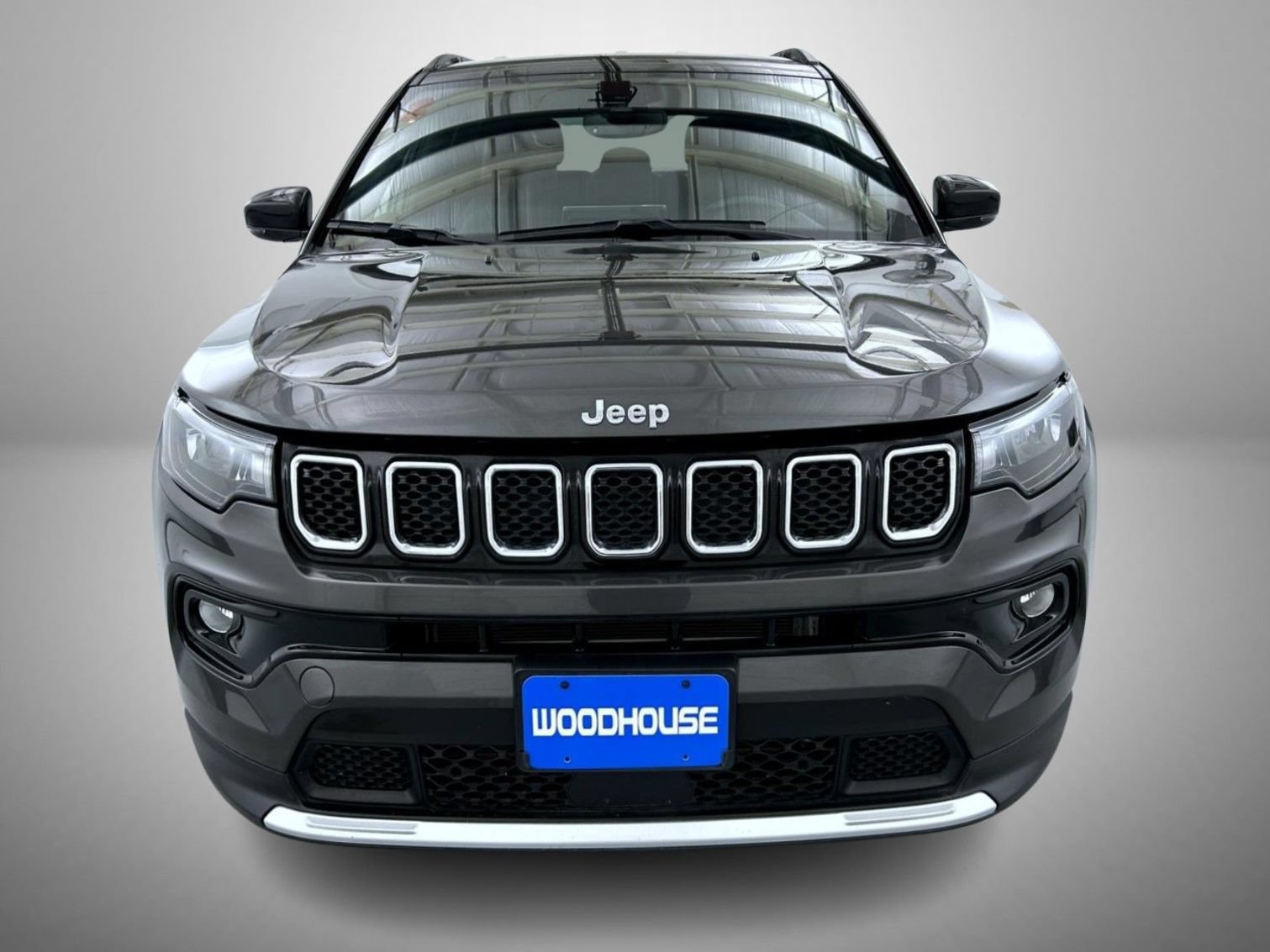 Used 2023 Jeep Compass Limited AWD/4WD image 2