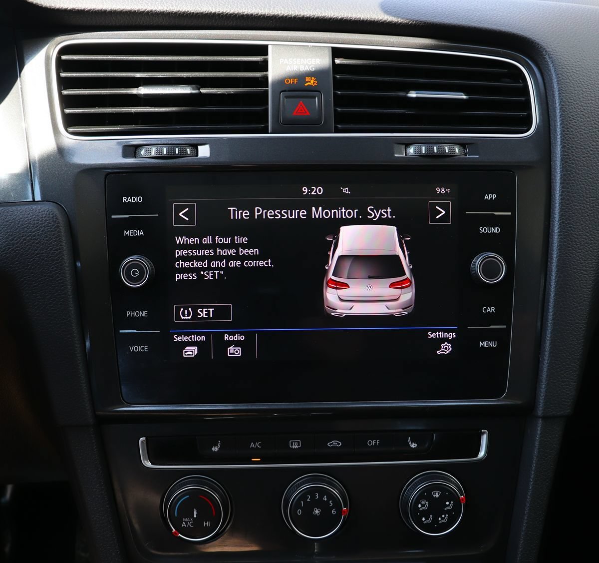Used 2019 Volkswagen Golf SE w/ Driver Assistance Package FWD image 49