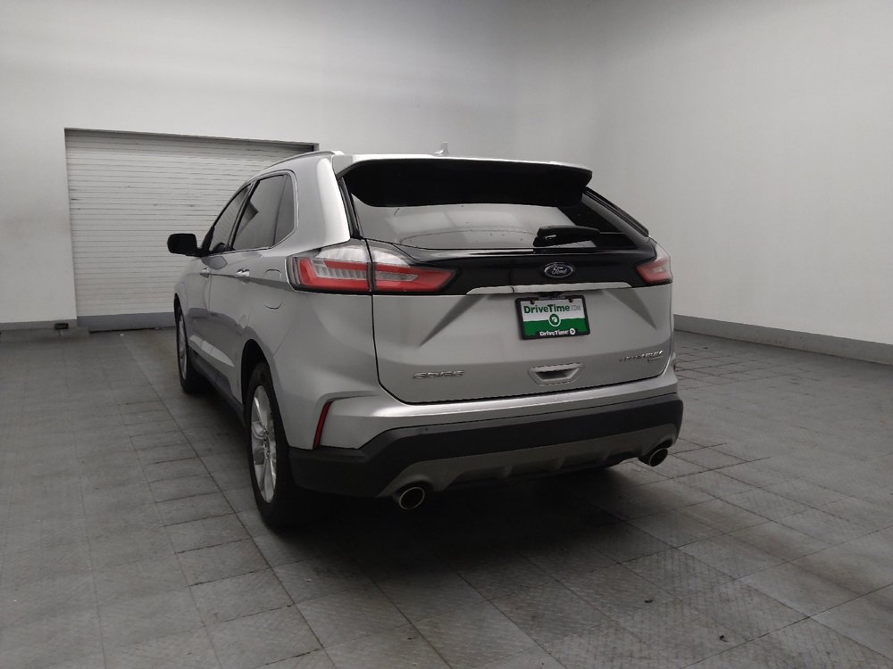 Used 2019 Ford Edge Titanium FWD image 5