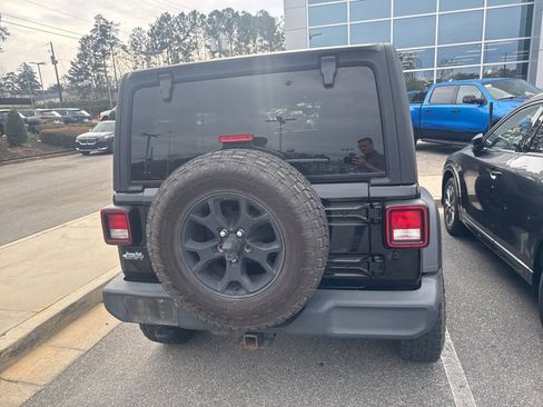 Used 2021 Jeep Wrangler Unlimited Sport image 7