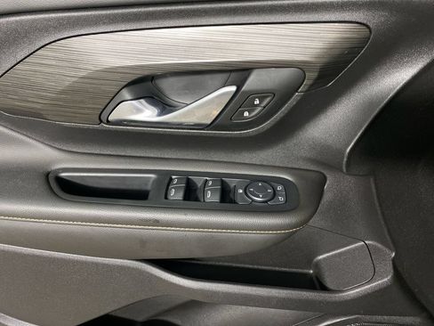 Used 2020 GMC Terrain SLT w/ LPO, Floor Liner Package FWD image 13