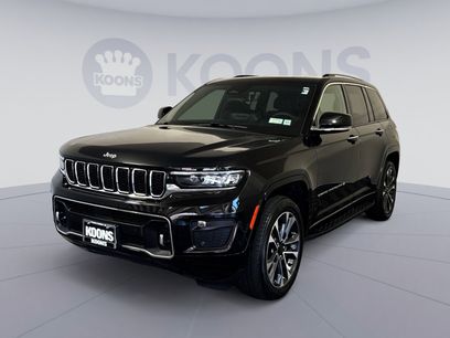 Used 2023 Jeep Grand Cherokee Overland w/ Luxury Tech Group IV