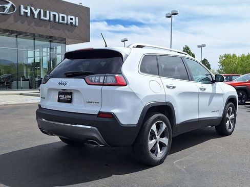 Used 2021 Jeep Cherokee Limited image 3