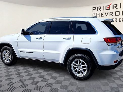 Used 2020 Jeep Grand Cherokee Laredo AWD/4WD image 6