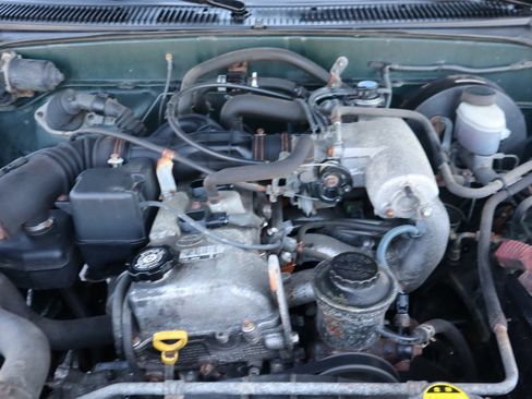 Used 2002 Toyota Tacoma 4x4 Regular Cab image 29