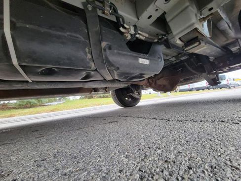 Used 2016 Ford Transit 150 XL image 37