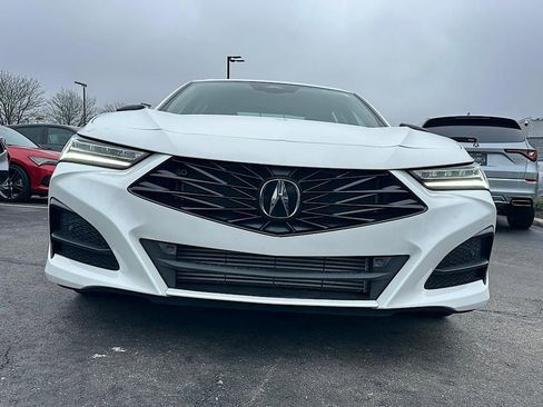 Certified 2025 Acura TLX w/ Technology Package image 3