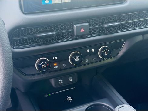 New 2027 Honda HR-V LX image 13