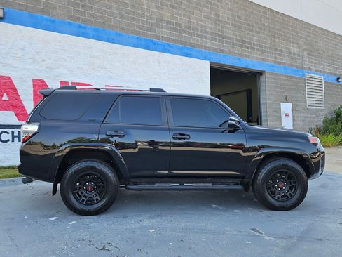 Used 2023 Toyota 4Runner SR5 Premium w/ Moonroof Package AWD/4WD image 8