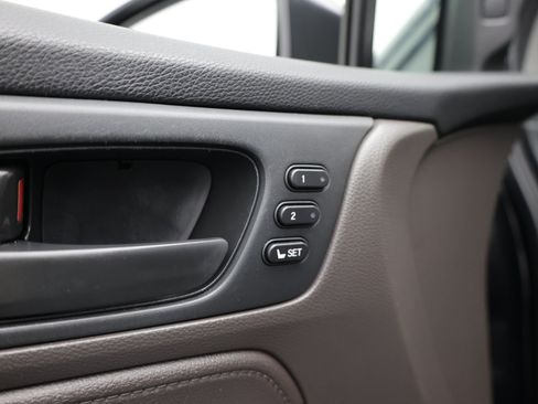 Used 2018 Honda Odyssey EX-L image 16