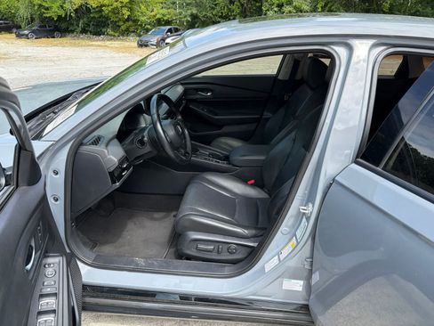 Used 2023 Honda Accord EX-L image 17