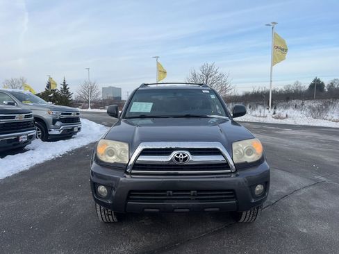 Used 2009 Toyota 4Runner Sport image 2