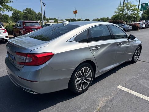 Certified 2020 Honda Accord Hybrid image 3