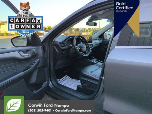 Used 2025 Ford Escape Platinum AWD/4WD image 11