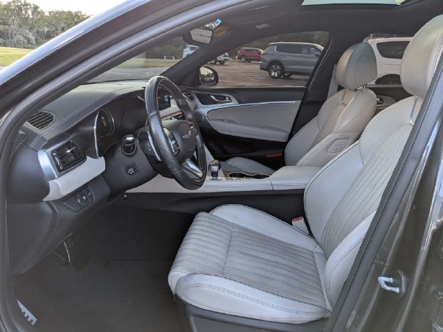 Used 2023 Genesis G70 2.0T w/ Sport Prestige Package RWD image 18