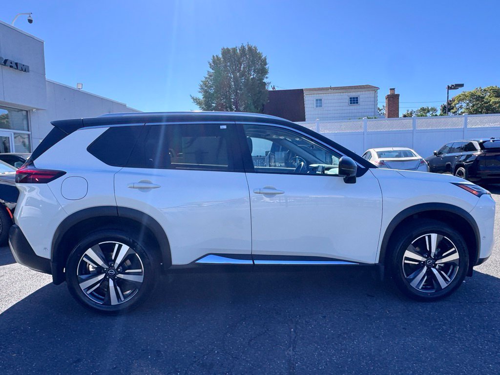 Used 2023 Nissan Rogue Platinum w/ Platinum Premium Package AWD/4WD image 9