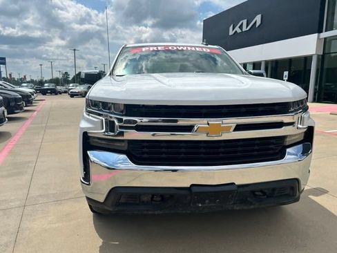 Used 2021 Chevrolet Silverado 1500 LT w/ Fleet Comfort Package AWD/4WD image 2