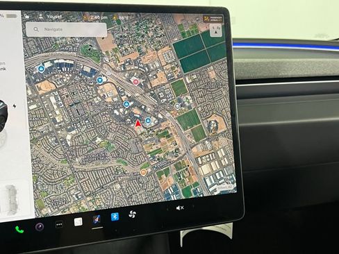 Used 2025 Tesla Model 3 Long Range image 22