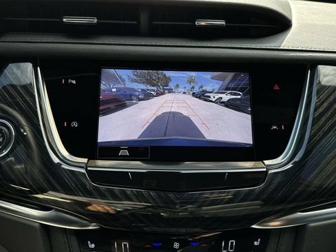 Certified 2024 Cadillac XT6 Premium Luxury FWD image 25