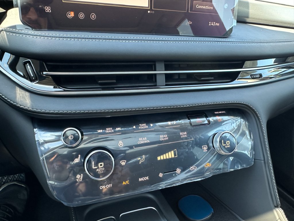 New 2027 INFINITI QX60 Luxe w/ Cargo Package AWD/4WD image 29