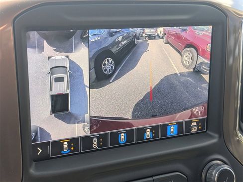 Used 2021 Chevrolet Silverado 1500 High Country w/ Technology Package image 22