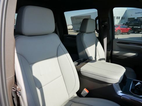 New 2026 Chevrolet Silverado 3500 LT AWD/4WD image 17